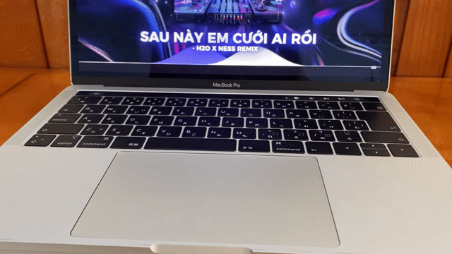 Macbook Pro 2018 i7 2.70ghz 16GB/256G pin 80l. Mua bán Laptop tại Quận Bình Thạnh Tp Hồ Chí Minh được đăng bởi NGUYEN THI NGOC BINH  hình 1