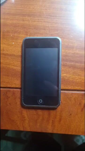 Máy nghe nhạc Apple iPod Gen 1 8GB Bạc. Mua bán Tivi, Âm thanh tại Quận 4 Tp Hồ Chí Minh được đăng bởi hungtran hình 1