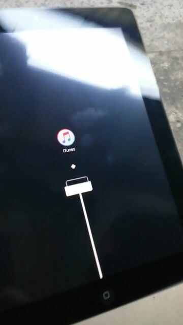 Apple iPad 2 16GB Bạc. Mua bán Máy tính bảng tại Quận 4 Tp Hồ Chí Minh được đăng bởi lương thanh hình 1