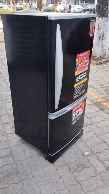 Thanh lý tủ lạnh Panasonic ngăn đá dưới 200 lít . Mua bán Tủ lạnh tại Quận Cẩm Lệ Đà Nẵng được đăng bởi Ánh hình 1