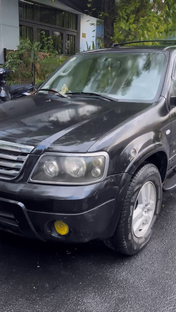 Ford Escape XLS Đen. Mua bán Ô tô tại Quận Hải Châu Đà Nẵng được đăng bởi An hình 1