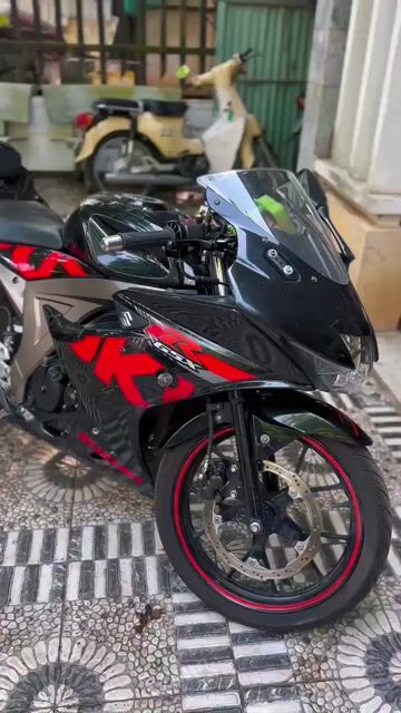 Suzuki GSX 2017 Đen Đỏ. Mua bán Xe máy tại Huyện Trảng Bom Đồng Nai được đăng bởi cửa hàng xe máy u kiệt hình 1