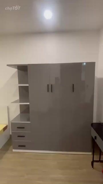 Tủ quần áo nhựa Đài Loan xám 1m65x1m8 new. Mua bán Tủ, kệ gia đình tại Quận Tân Phú Tp Hồ Chí Minh được đăng bởi hạnh hình 1