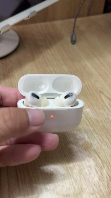 Tai nghe Apple AirPods Pro 1 Trắng Đã sử dụng. Mua bán Tivi, Âm thanh tại Quận Gò Vấp Tp Hồ Chí Minh được đăng bởi Lehoangdungcqt hình 1