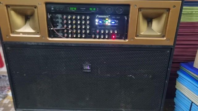 Loa karaoke JBL PA-305 Đen, Vàng. Mua bán Tivi, Âm thanh tại Quận 11 Tp Hồ Chí Minh được đăng bởi khiêm châu  hình 1