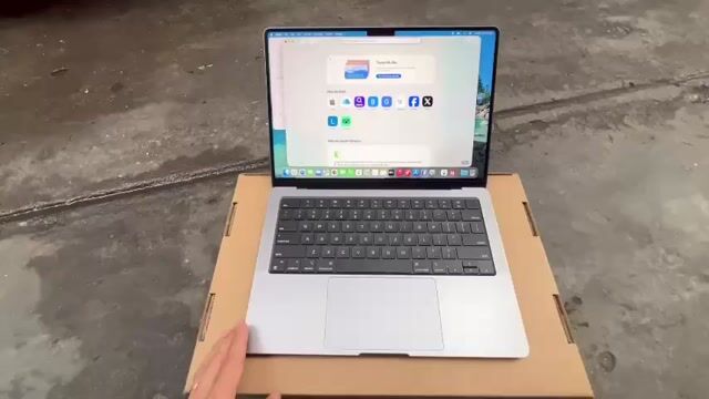MacBook M1Pro 14'' / 32GB / 512GB / FULL SẠCH US. Mua bán Laptop tại Quận 3 Tp Hồ Chí Minh được đăng bởi Tèo hình 1