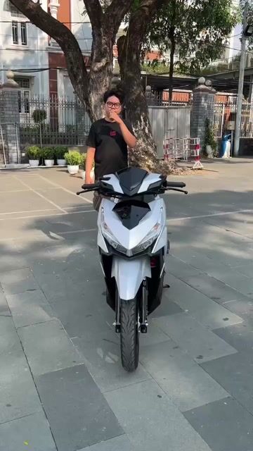 VARIO 125 2018 Bạc Poscher BSTP CHÍNH CHỦ CÓ GÓP. Mua bán Xe máy tại Thành phố Thủ Đức Tp Hồ Chí Minh được đăng bởi Hiếu  hình 1