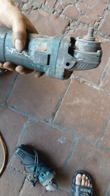 Máy mài Makita Xanh đen. Mua bán Đồ chuyên dụng, Giống nuôi trồng tại Huyện Phúc Thọ Hà Nội được đăng bởi tuấn anh đoàn hình 1