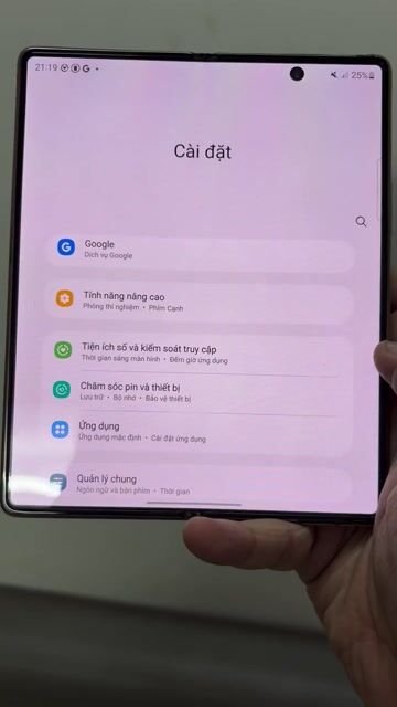 Samsung Z Fold2 256g. màn trong ok. ngoài sọc. Mua bán Điện thoại tại Quận Tân Bình Tp Hồ Chí Minh được đăng bởi MrA Store hình 1