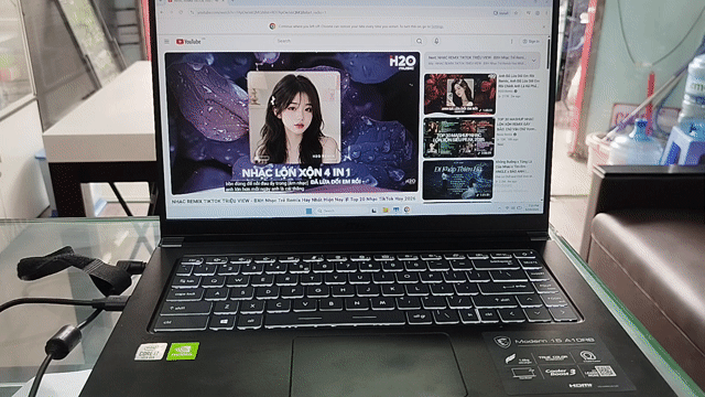 MSI Modern 15 A10RB i7-10510U 8GB/512GB MX250 Đen. Mua bán Laptop tại Quận Tân Phú Tp Hồ Chí Minh được đăng bởi Viet Nguyen hình 1