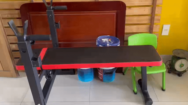 Ghế tập tạ Đen, Đỏ. Mua bán Đồ thể thao, Dã ngoại tại Quận Gò Vấp Tp Hồ Chí Minh được đăng bởi Hanh Pham hình 1