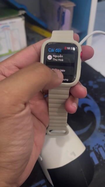 Apple Watch Series 6 40mm Đỏ. Mua bán Thiết bị đeo thông minh tại Thành phố Buôn Ma Thuột Đắk Lắk được đăng bởi Vương Nguyễn văn hình 1