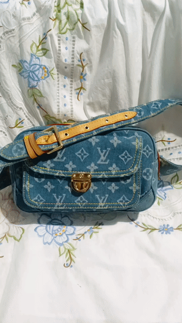Túi bao tử Louis Vuitton Nữ Vải denim Xanh dương. Mua bán Túi xách tại Huyện Cai Lậy Tiền Giang được đăng bởi Phạm Ánh thanh lý hàng hiệu hình 1