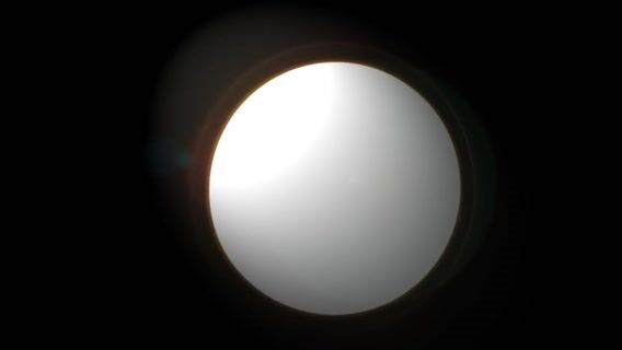 Métiers de la mode : Loin des apparences