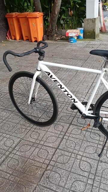 XE ĐẠP FIXED ĐẠP NGƯỢC LÀ THẮNG(LƯỚT). Mua bán Xe đạp tại Thành phố Thủ Đức Tp Hồ Chí Minh được đăng bởi MUA BÁN TRAO ĐỔI XE ĐẠP MỚI CŨ hình 1