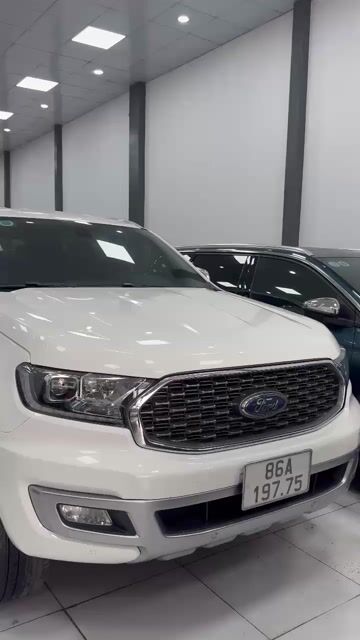 Ford Everest 2022 Titanium 2.0L 4x2 AT - 72000 km. Mua bán Ô tô tại Thành phố Thủ Đức Tp Hồ Chí Minh được đăng bởi Hương Nguyễn  hình 1