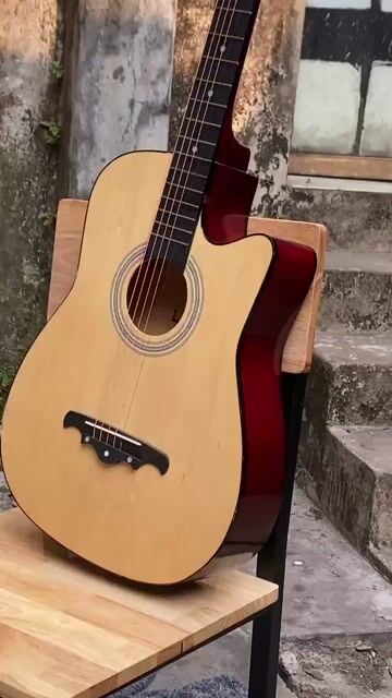 Sale rẻ nhanh đàn ghita Nhật Bản qua sử dụng. Mua bán Nhạc cụ tại Thành phố Thái Nguyên Thái Nguyên được đăng bởi Dinh Mong Dung hình 1