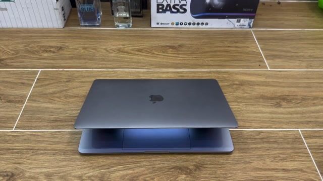 Để lại Macbook Pro 2016 Touchbar Full option. Mua bán Laptop tại Quận Hải Châu Đà Nẵng được đăng bởi Lê Quang Hải hình 1