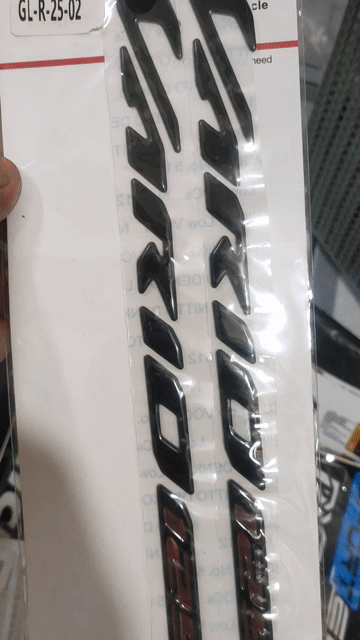 Tem xe Vario 125 Đen, Đỏ. Mua bán Phụ tùng xe tại Quận Bình Thạnh Tp Hồ Chí Minh được đăng bởi Tấn hình 1