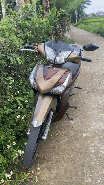 Honda FutureFi 2012 Vàng-Nâu-Đen. Mua bán Xe máy tại Huyện Tư Nghĩa Quảng Ngãi được đăng bởi Nguyễn Thị Kim Lan hình 1