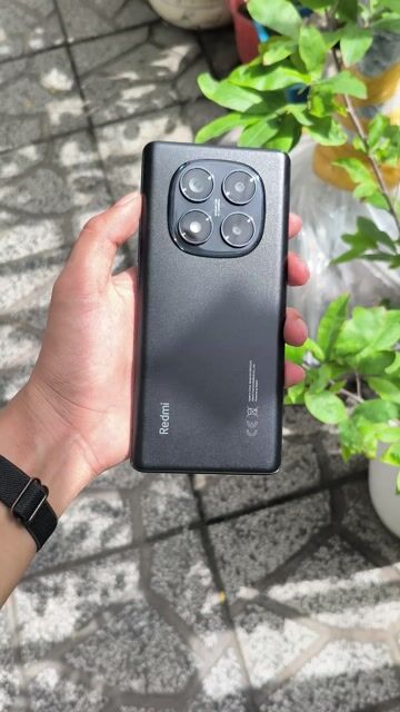 Xiaomi Redmi Note 14 Pro 256GB Đen Bh: 12/2027. Mua bán Điện thoại tại Quận Ninh Kiều Cần Thơ được đăng bởi Nhân hình 1