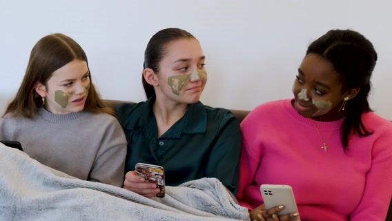 Du masque à la brique !