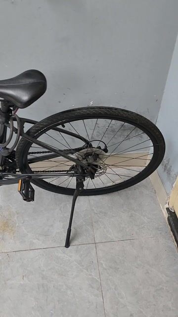 Cần bán xe đạo Giant Escape nguyên zin. Mua bán Xe đạp tại Thành phố Thuận An Bình Dương được đăng bởi Mạch Anh Quân hình 1