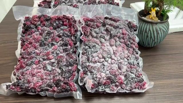 Dâu Tằm Đông Lạnh_1KG. Mua bán Đồ ăn, thực phẩm và các loại khác tại Quận Tân Bình Tp Hồ Chí Minh được đăng bởi Trái cây đông lạnh Trái Cây Cười  hình 1