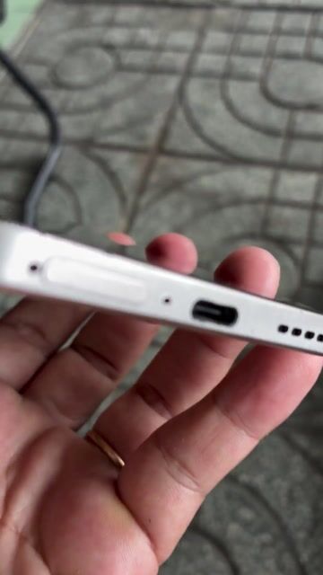 Realme 13+ 5G Vàng 256GB 12GB 5000 mAh. Mua bán Điện thoại tại Thành phố Mỹ Tho Tiền Giang được đăng bởi Minh Cường hình 1