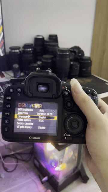 Máy ảnh Canon 7D Đen. Mua bán Máy ảnh, Máy quay tại Quận Nam Từ Liêm Hà Nội được đăng bởi Nguyễn Xuân Linh hình 1
