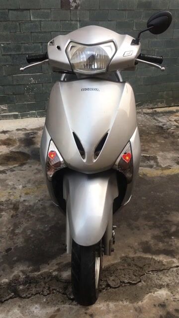 Lead Fi màu bạc bstp. Mua bán Xe máy tại Quận 6 Tp Hồ Chí Minh được đăng bởi Anh hoà 78 hình 1