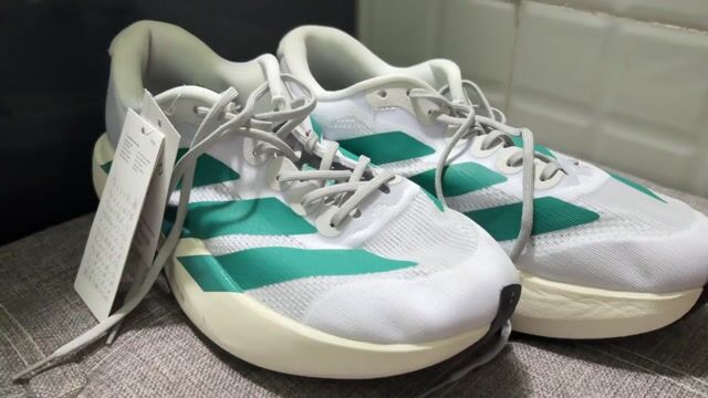 Giày thể thao Adidas Nam Trắng. Mua bán Giày dép tại Huyện Xuân Lộc Đồng Nai được đăng bởi Phạm Chuyên hình 1