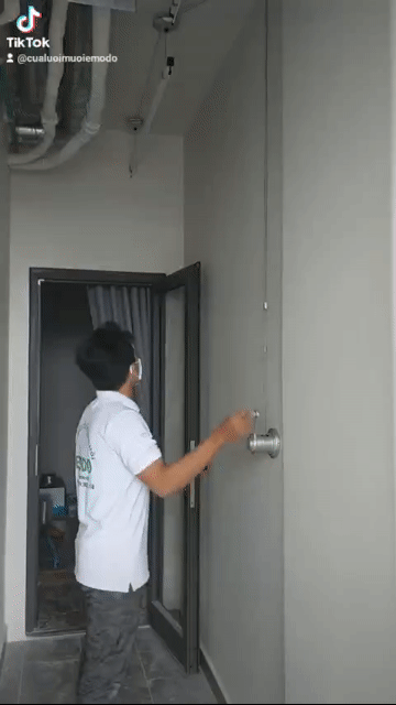 Thi công lắp đặt giàn phơi thông minh gắn trần nhà. Mua bán Nội thất, đồ gia dụng khác tại Quận Gò Vấp Tp Hồ Chí Minh được đăng bởi Cửa lưới EMODO hình 1