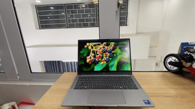 Dell Latitude 7350 AI U5 135U/32/512 13" FHD Touch. Mua bán Laptop tại Quận Bình Thạnh Tp Hồ Chí Minh được đăng bởi Nguyễn Công Lý hình 1