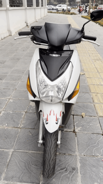 Honda Click Trắng xe nguyên bản chính chủ. Mua bán Xe máy tại Quận Nam Từ Liêm Hà Nội được đăng bởi An Nhiên Nguyễn hình 1