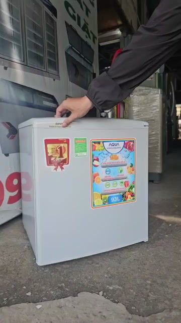 Tủ lạnh mini Sanyo 53L Trắng tiết kiệm điện. Mua bán Tủ lạnh tại Quận 7 Tp Hồ Chí Minh được đăng bởi Pi trần hình 1