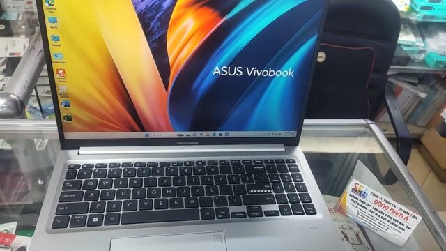 Asus VIVOBOOK X1605ZA i3-1215U 16 inch 8GB/512GB. Mua bán Laptop tại Quận 1 Tp Hồ Chí Minh được đăng bởi Phú hình 1