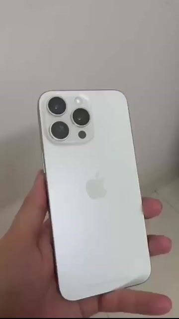 Apple iPhone 15 Pro Max Trắng. Mua bán Điện thoại tại Thị Xã Buôn Hồ Đắk Lắk được đăng bởi Guntone hình 1