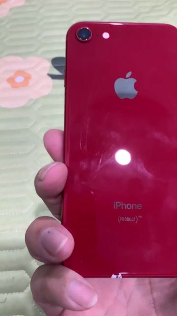 iPhone 8 64GB Đỏ Đã sử dụng. Mua bán Điện thoại tại Thành phố Thủ Dầu Một Bình Dương được đăng bởi thaibinh hình 1