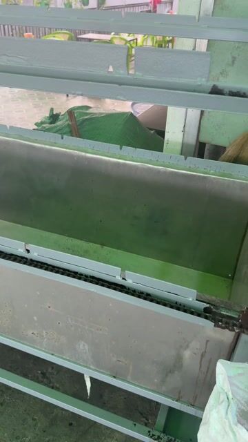 Lò quay gà vịt còn mới. Mua bán Bếp, lò, đồ điện nhà bếp tại Thị xã Tân Uyên Bình Dương được đăng bởi Trịnh Đức hình 1