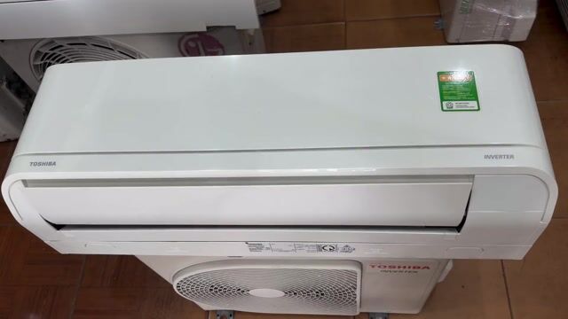 Máy lạnh Toshiba inverter 1 hp máy lướt đẹp mới95%. Mua bán Máy lạnh, điều hoà tại Thành phố Trà Vinh Trà Vinh được đăng bởi Công Ty TNHH TM DV VT Kỹ Thuật  Hoàng Phúc hình 1