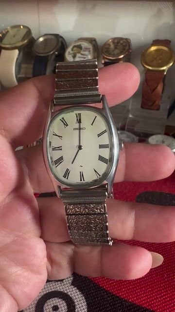 Đồng hồ Seiko Cơ cót tay Số La Mã Bạc. Mua bán Đồng hồ tại Quận Hải Châu Đà Nẵng được đăng bởi Mr Hoàng Thượng hình 1