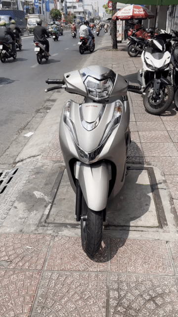 Honda Lead 2023 Xám. Mua bán Xe máy tại Quận Phú Nhuận Tp Hồ Chí Minh được đăng bởi Dũng hình 1