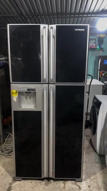 Tủ lạnh Hitachi 4 cánh Đen Đá rơi tự động. Mua bán Tủ lạnh tại Huyện Bình Chánh Tp Hồ Chí Minh được đăng bởi Nguyễn Chí bảo hình 1