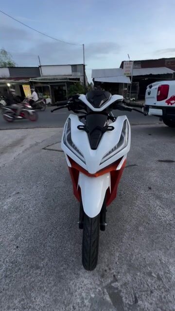 Honda Vario 150 2021 Trắng Cam. Mua bán Xe máy tại Huyện Phong Điền Cần Thơ được đăng bởi Thanh Dang Hoang hình 1