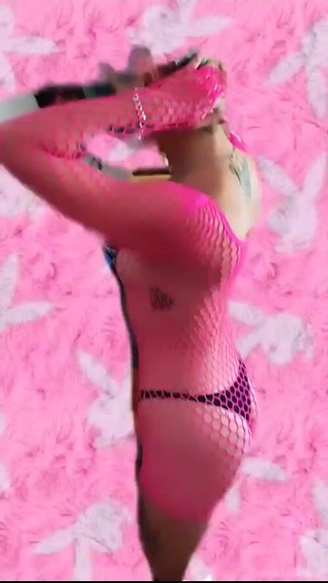 Model - Fetiche18 gothic