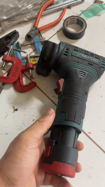 Máy cắt cầm tay Parkside Lỗi cò. Mua bán Đồ chuyên dụng, Giống nuôi trồng tại Huyện Long Hồ Vĩnh Long được đăng bởi Nguyễn Ngọc Hùng hình 1