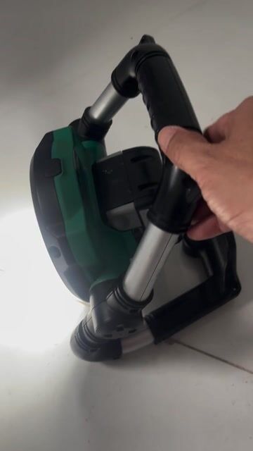 Đèn pin Hitachi UB18DGL. Mua bán Đèn tại Quận Ngũ Hành Sơn Đà Nẵng được đăng bởi Japan DM Shop hình 1