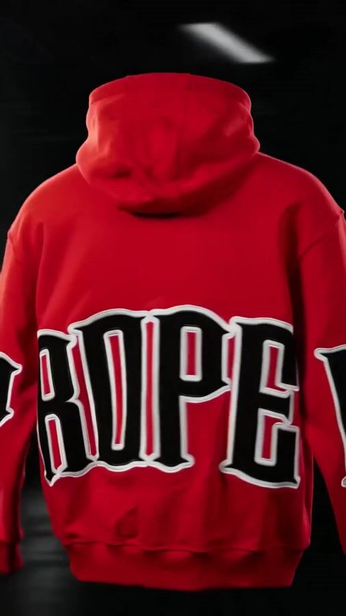Studio hoodie reel