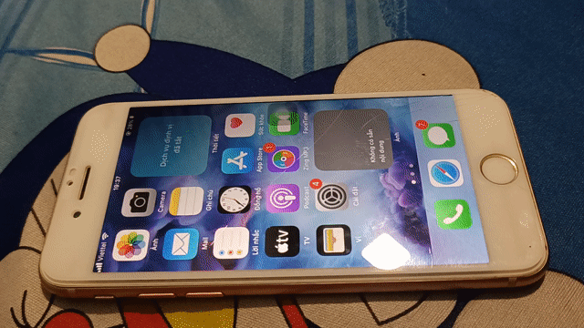 iPhone 8 64GB Vàng Đã qua sử dụng. Mua bán Điện thoại tại Thành phố Đà Lạt Lâm Đồng được đăng bởi Phi Nguyễn Đăng hình 1